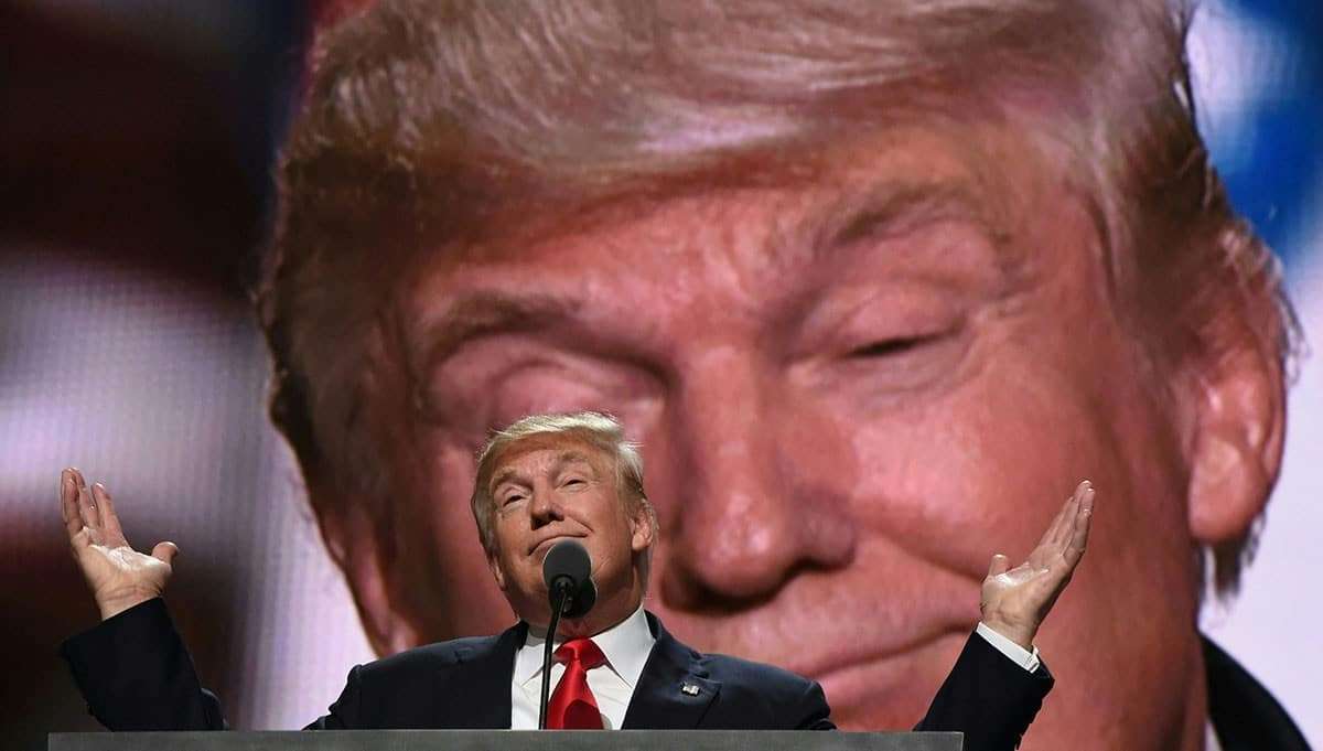 Republican presidential candidate Donald Trump addresses delegates at the end of the last day of the Republican National Convention on July 21, 2016, in Cleveland, Ohio. / AFP PHOTO / Timothy A. CLARY