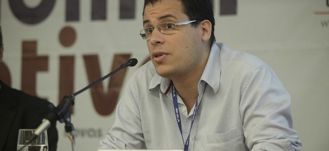 A universidade é um espaço de doutrinação ideológica?