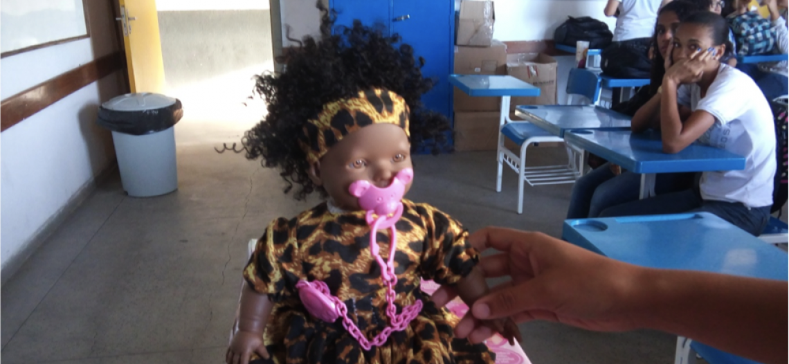 O protagonismo estudantil na implementação da Lei 10639/2003: Africanizando as relações sociais na escola.