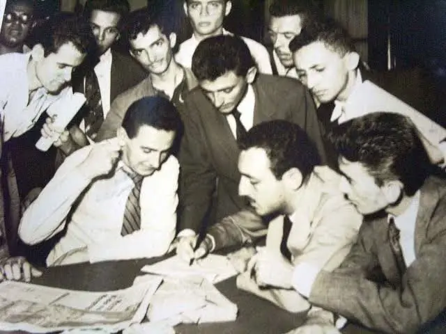 UBES o que é União Brasileira dos Estudantes Secundaristas movimento estudantil