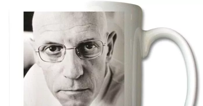 A sociedade do espetáculo e a coisificação do homem 2 447 michel foucault mug image